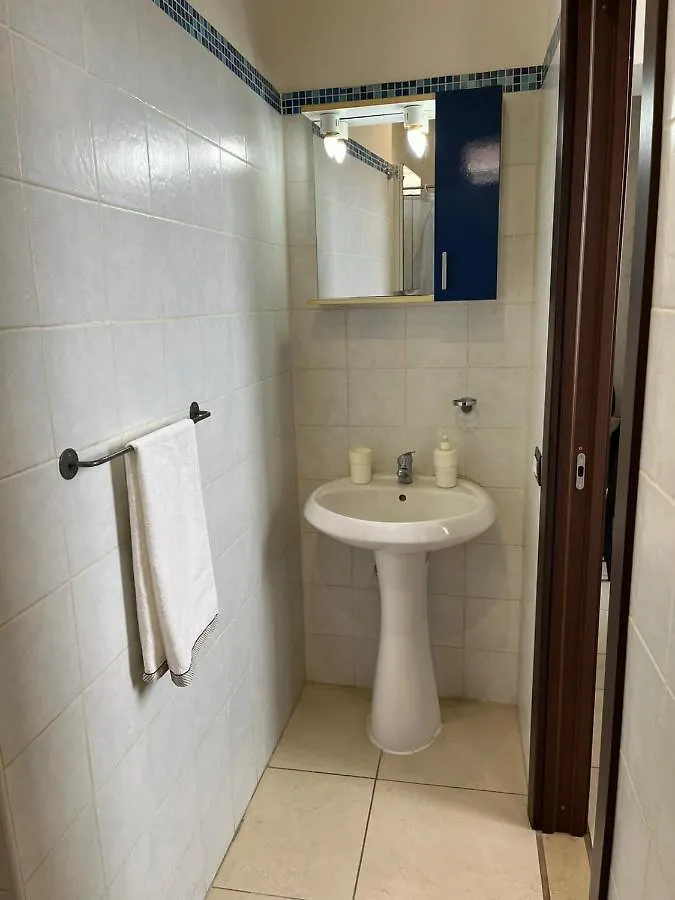 Casa vacanze Villa Terrazza famà Aeroporto di Catania Fontana Rossa Italia